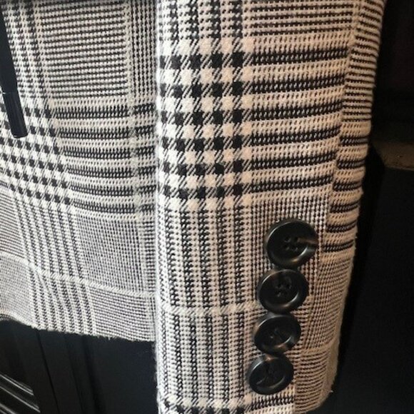 EVEREVE - Plaid Blazer - Removable hood - Size Small - Picture 3 of 5